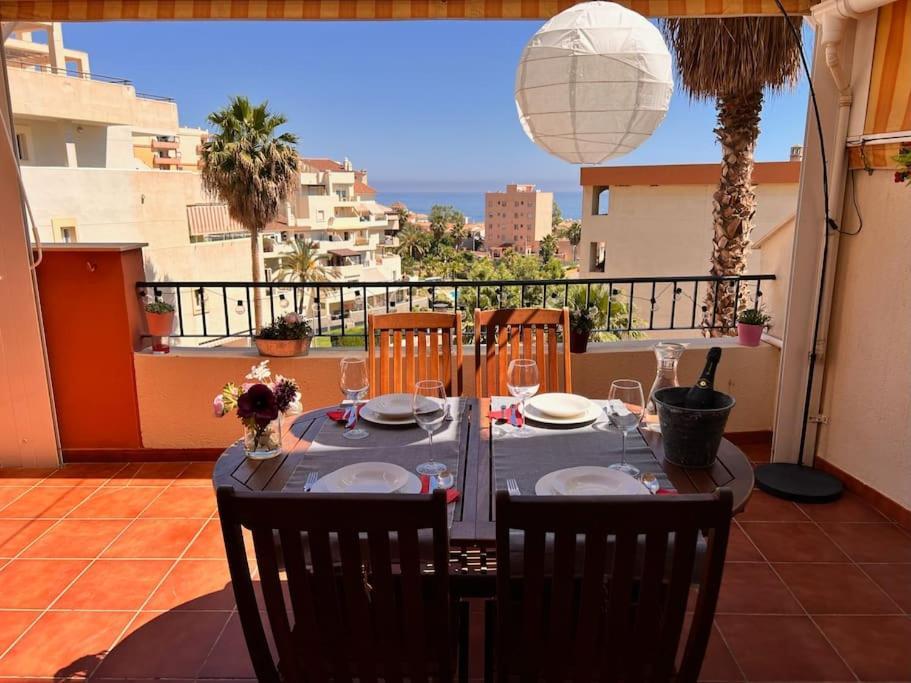 Benalmadena Costa Malaga Apartamento Muy Acogedor Con Vistas Al Mar Terraza Gigante Para Verano E Invierno Parking מראה חיצוני תמונה